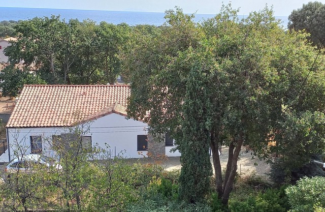 VILLA NEUVE A 700m DE LA PLAGE
