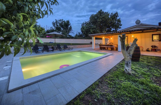 Villa G neuve avec piscine