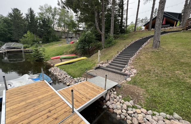 West Shore Chute Pond - Location de chalet au bord de l'eau Pêche Canotage Sentiers à quatre roues