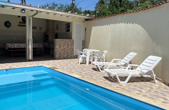 Maison à 200 mètres de la plage de maranduba