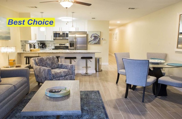 NewBestChoice🌴2 piscines, 1Hot, Internet, Tennis🌞BeachSvc, 2 Chaise, 1 Parapluie, Sleep 6