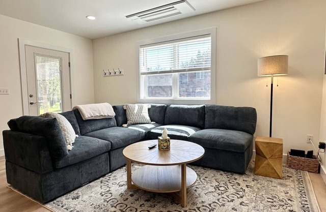 Newly Built 2 BR APT in SWH! [Backside Bungalow]