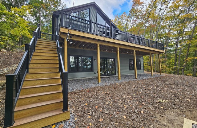 Charming 4-Bedroom Retreat on Long Lake