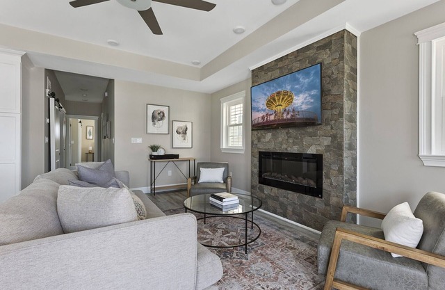 Newly Constructed 3BR, Steps from Beach w/ Parking