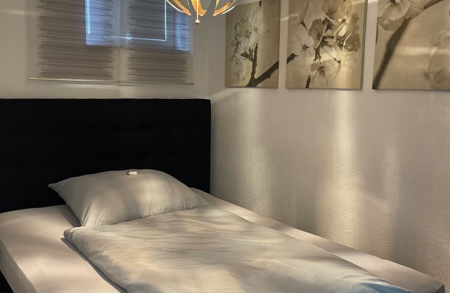 Recién amueblado acogedor apartamento de 1 habitación en una zona tranquila con TV, Wi-Fi