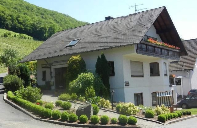 confort appartement de vacances nouvellement meublé au pied du château Thurant Alken