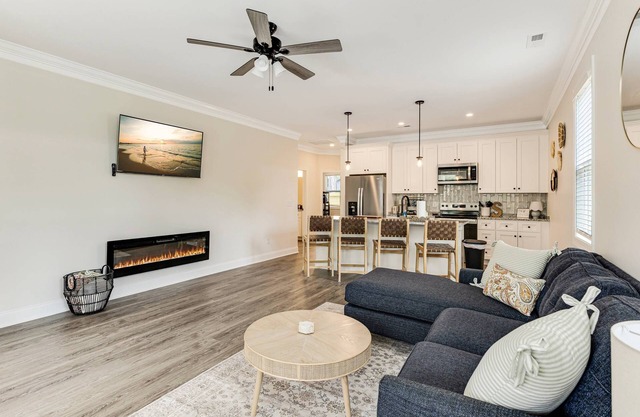 Newly Listed Home in Southport, just mins from DT Southport and Oak Island Beaches