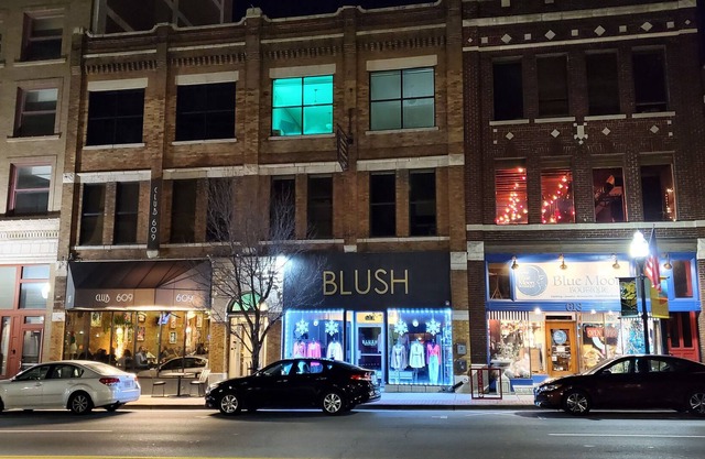 Newly Listed, Stunning Downtown Loft