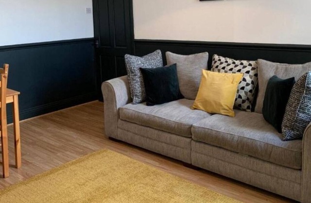 Newly refurbished fabulous central Gateshead 3 bed