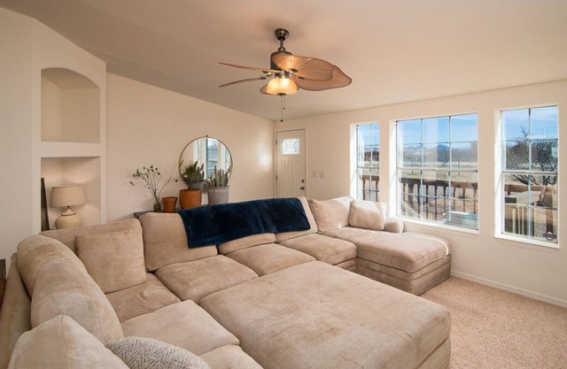 Newly remodeled 4 bedroom with great views
