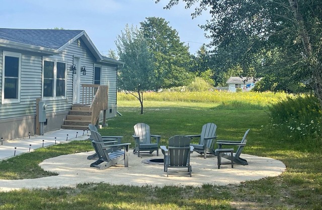 The Sweet Retreat: Newly Remodeled Sturgeon Bay Home