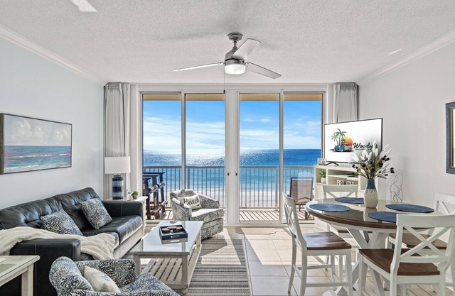 NEWLY RENOVATED 12/24! Beachfront View 1 Bed 2 Bath + Bunks & Queen Sofa Bed
