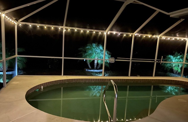 Newly Renovated, Beautiful Spacious House With Heated Pool.