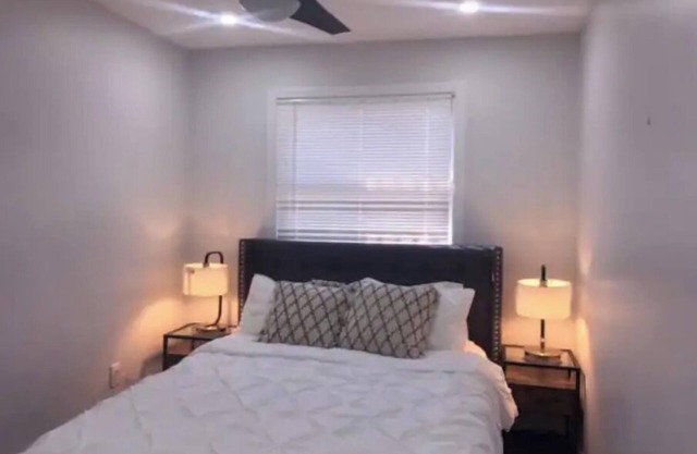 Newly Renovated Clean One Bedroom Apartment