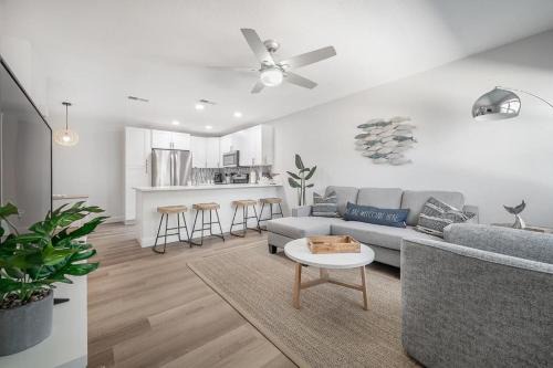 Newly Renovated Condo in Apollo Beach