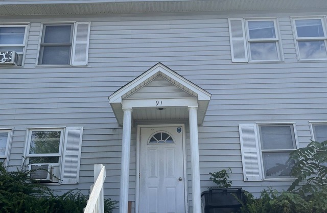 Newly Renovated Ilion Apt - Easy access to I-90!