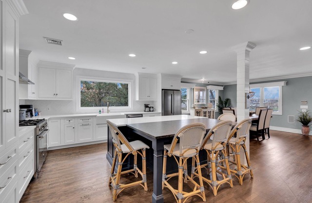Grandes rénovée à 5 Bdrm rues de la plage !!! New Location
