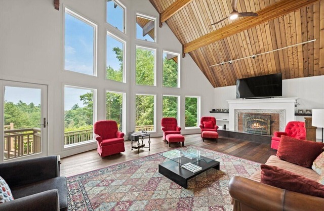 NEWLY RENOVATED! Lake George Mtn Retreat: BBQ, Firepit, 2-tiered Deck!