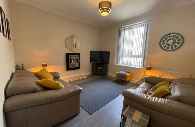 Newly Renovated Oliver Apartment