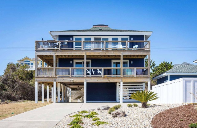 Newly Renovated Semi-Oceanfront Duck Home w/Pool