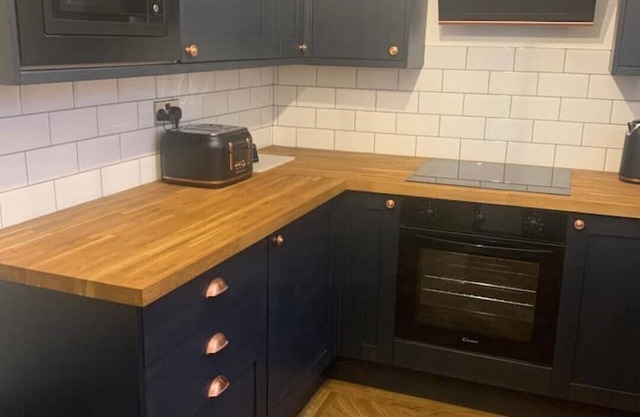 Newly renovated terrace in sought after area: Hospital, town, DW stadium