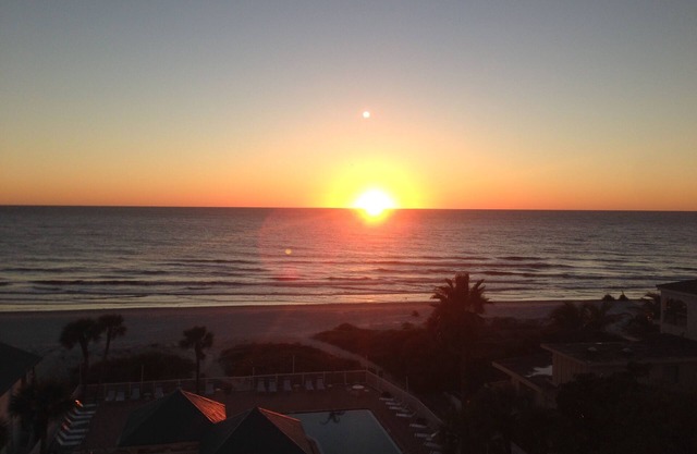 Récemment rénové - Vue de Paradise, Redington Shores, Floride