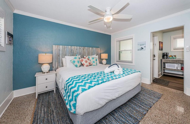 Newly Renovated Boutique Hotel with a Pool