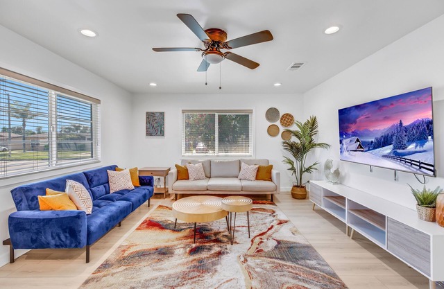Newly Revamped Oasis: Ultimate Pool Getaway close to Disney