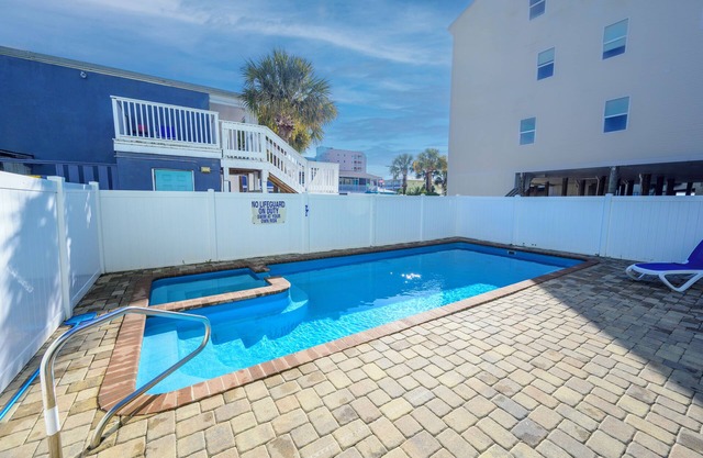 Ensemble des complexes Nouveau grand domicile réunionnais Théâtre / Piscine privée / Spa / Accès à la plage