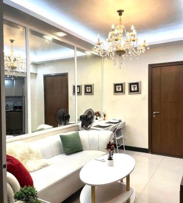 Newport Executive Villas 1BR Condotel T3 Airport, Mall & Golf Nearby