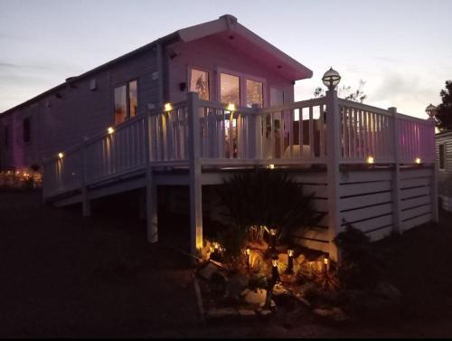 Newquay Bay Resort - Poppy's Lodge Retreat