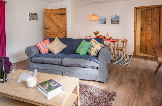 NEWTON COTTAGE, Leitholm. Pour 2 personnes, idéal pour les couples.