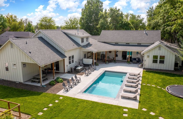 Grand urban farmhouse w/private heated pool