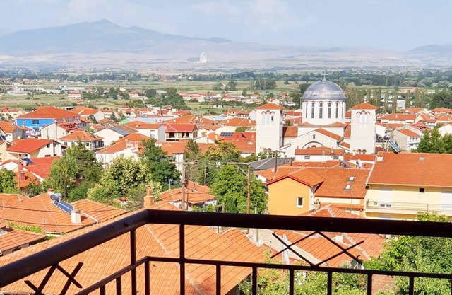 Appartement agréable et confortable avec une vue imprenable sur Florina.
