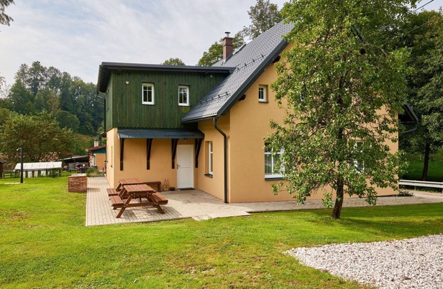 Confortable appartement pour 5 personnes avec WIFI, TV, patio et vue panoramique