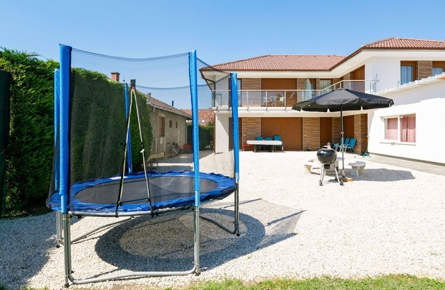 Agréable appartement pour 5 personnes avec climatisation, WIFI, TV et balcon