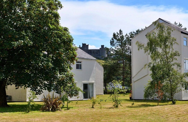 Nice apartment for 2 people with WIFI, TV, pets allowed and parking