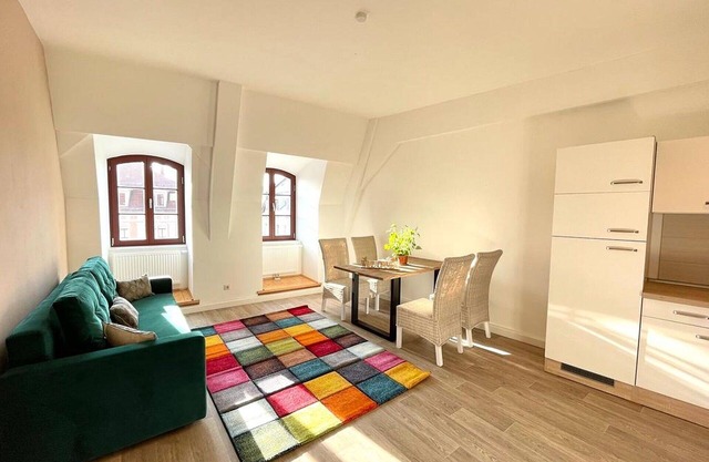 Confortable appartement pour 3 personnes avec WIFI, TV, animaux admis et parking