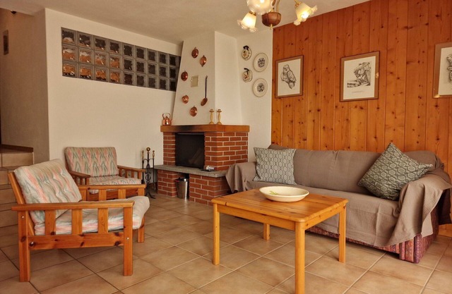 Bel appartement pour 4 personnes avec WIFI, TV, patio et vue panoramique