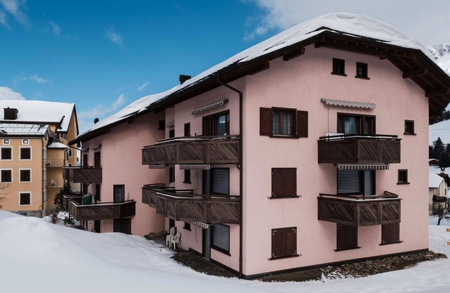 Joli appartement pour 4 personnes avec WIFI, TV et balcon