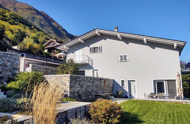 Agréable appartement pour 4 personnes avec WIFI, climatisation, TV, patio et parking