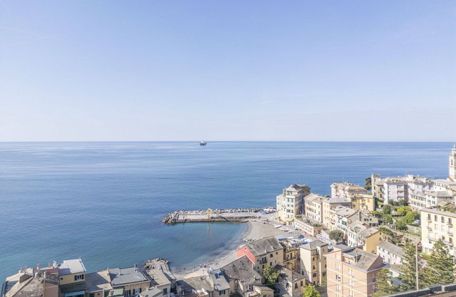 Agréable appartement pour 4 personnes avec WIFI, climatisation et TV, près de Gênes