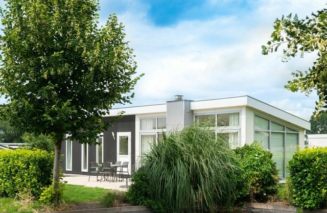 Joli appartement dans une maison de vacances pour 4 personnes avec WIFI, piscine, TV et parking