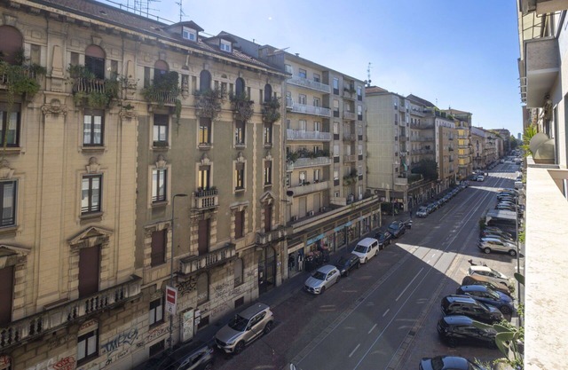 Nice apartment for 5 guests with WIFI, A/C, TV and balcony