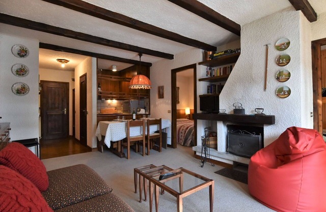 Confortable appartement pour 5 personnes avec WIFI, TV, terrasse et parking
