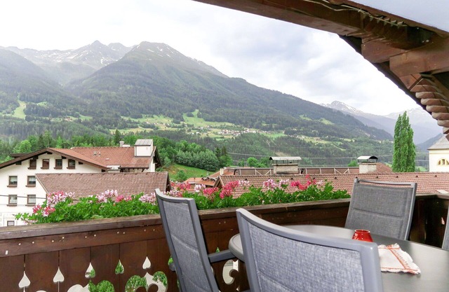 Confortable appartement pour 5 personnes avec WIFI, TV et balcon