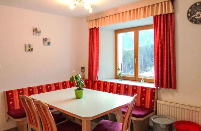 Joli appartement pour 8 personnes avec WIFI, TV, balcon et animaux admis