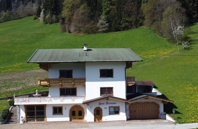 Agréable appartement pour 5 personnes avec WIFI, TV et balcon