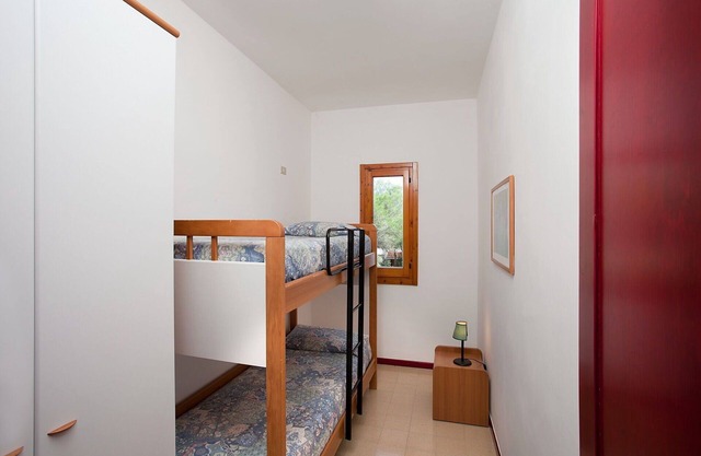 Joli appartement avec climatisation, WIFI, piscine, TV, animaux admis et parking, près de Lecce