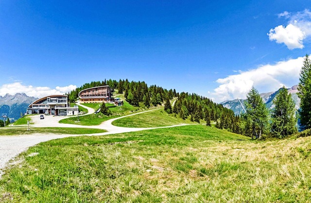 Bel appartement pour 4 personnes avec WIFI, TV et parking